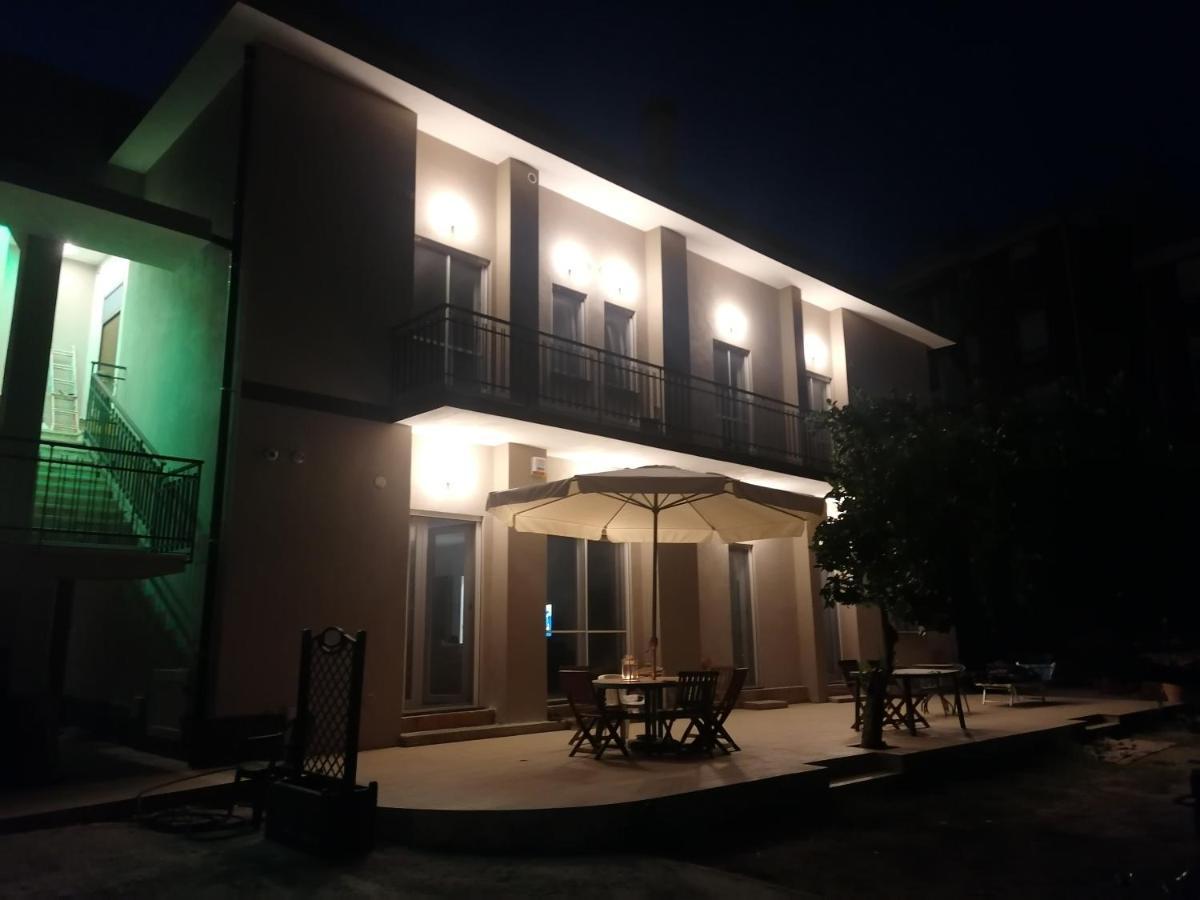 B&B Villa Agrume Мессина Экстерьер фото